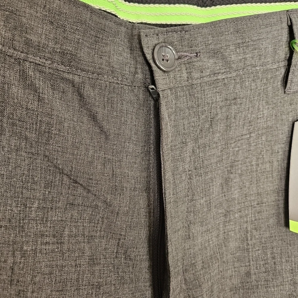 Greg Norman Shark Mens Gray Golf Shorts Flat Front Slim Fit Size 36 NWT